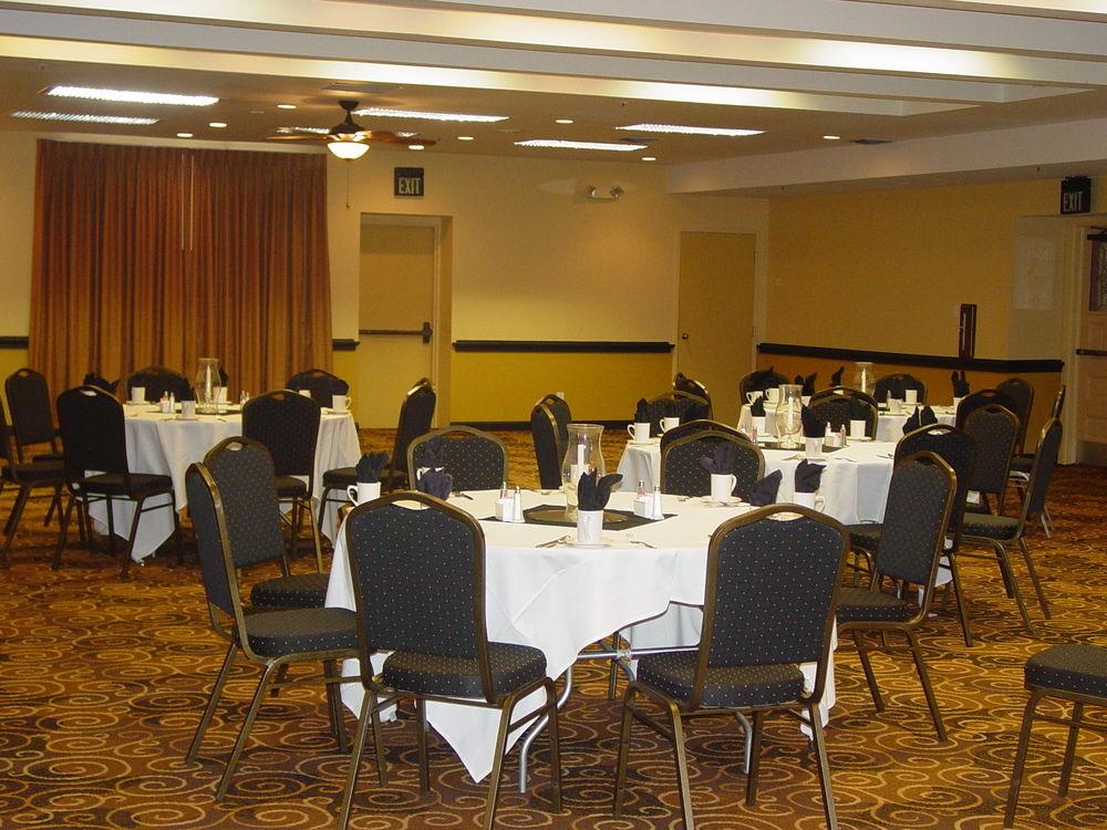Clarion Hotel & Conference Center Colorado Springs Zewnętrze zdjęcie
